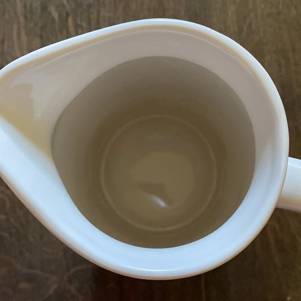 Rae Dunn QUENCH Pitcher